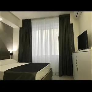 Via Toledo Nocleg ze śniadaniem Neapol