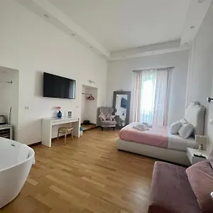 Caracciolo Beb Nocleg ze śniadaniem Neapol