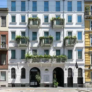 Hotel Senato Milan