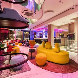 Otel Adesso